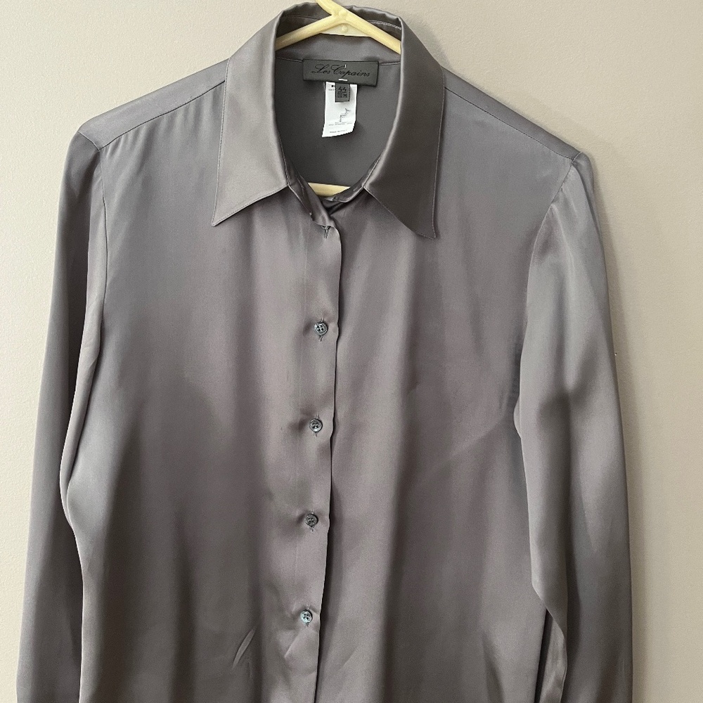 Gorgeous, vintage Les Copains gray satin blouse.  like new condition, EU size 44